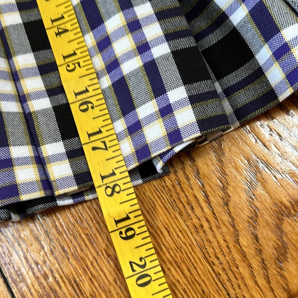 Parker purple/black pleated schoolgirl uniform skirt. Side zip. Size 2. - Picture 13 of 13